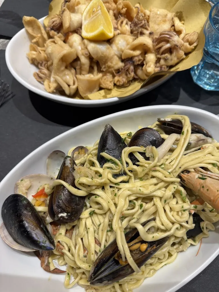 Trattoria dal Billy_Corniglio_slider_image_3