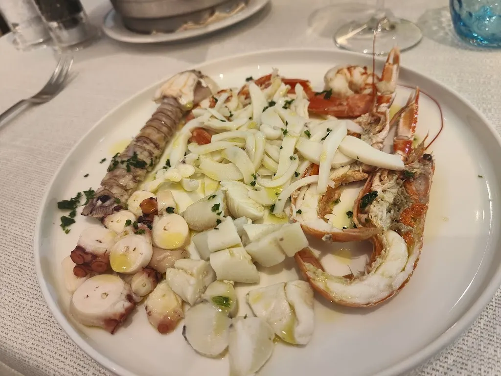 Ristorante Milano da Pierino_Comacchio_slider_image_3