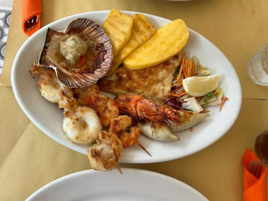 Friggitoria Da Luciani_Comacchio_slider_image_3