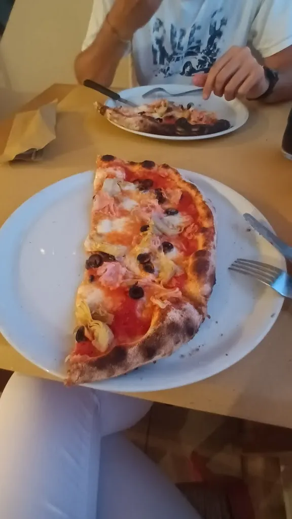 Hal Kol_KITCHENETTA ristorante pizzeria forno a legna_Ortona_review