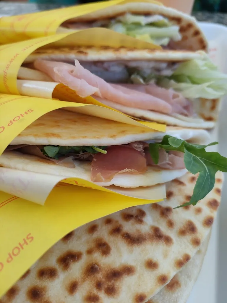 Piadina Ciliegia_Comacchio_slider_image_2