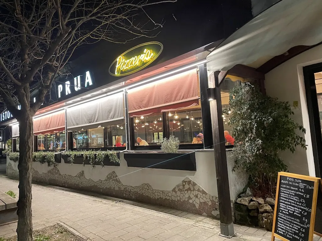 Ristorante Pizzeria La Prua restaurant in Comacchio