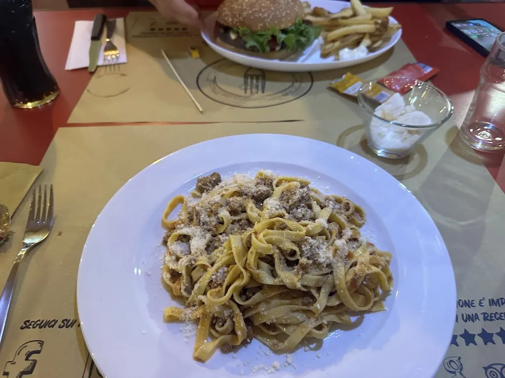 James Dean_Red Pub | Ristorante Pizzeria Pub_Comacchio_review