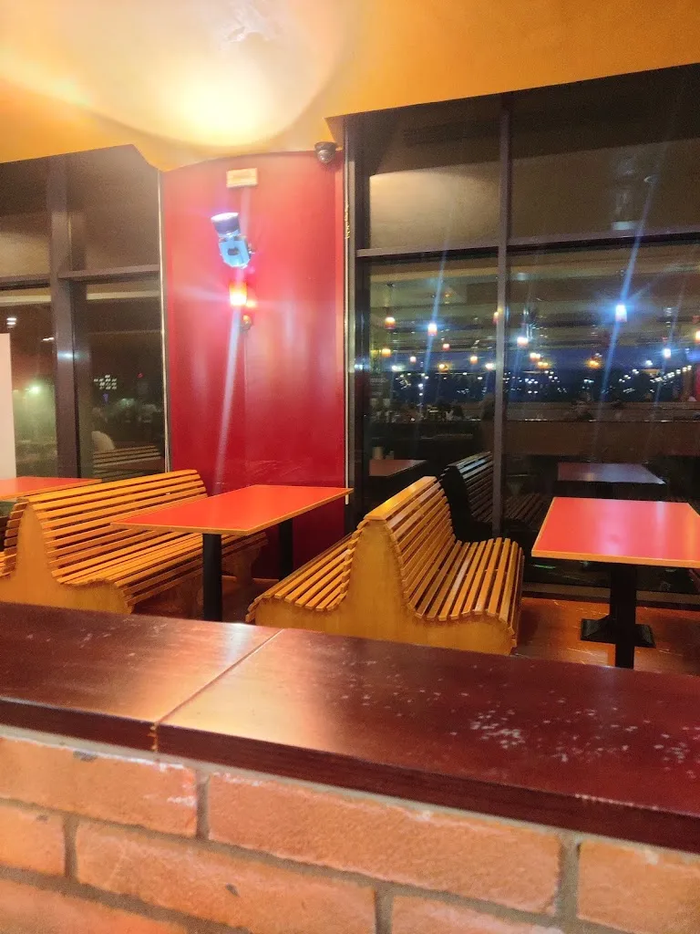 Seby B. _Red Pub | Ristorante Pizzeria Pub_Comacchio_review