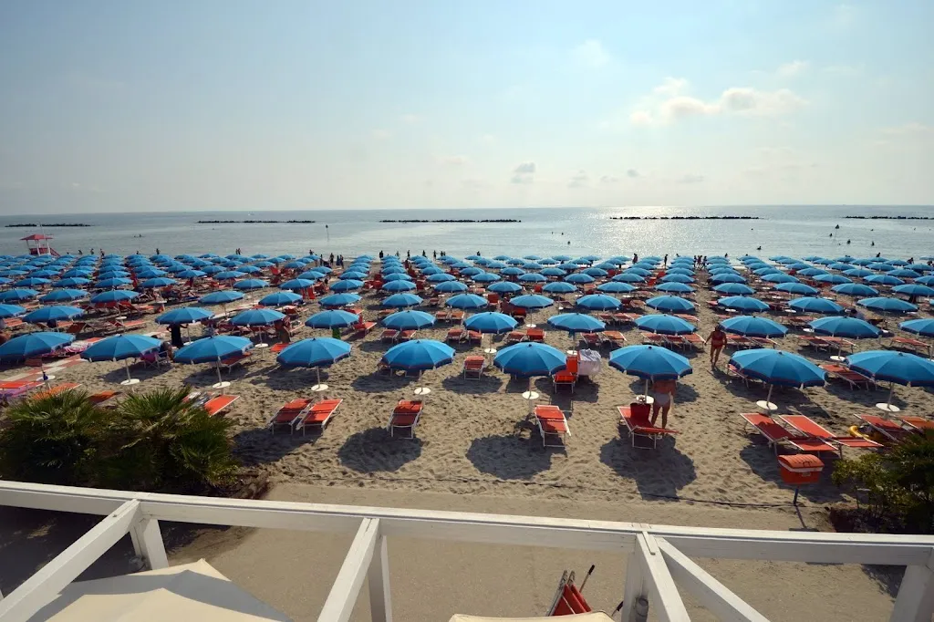 Bagno Gallanti Beach restaurant in Comacchio