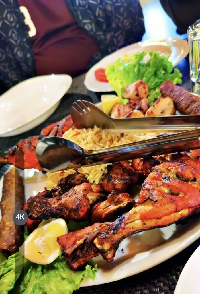 Haroon Aamir_Cento_Corpo Reno_review