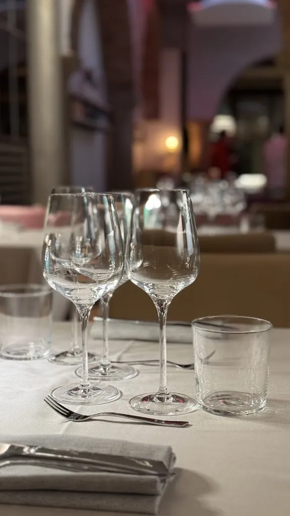 VINO E..._Corpo Reno_slider_image_2