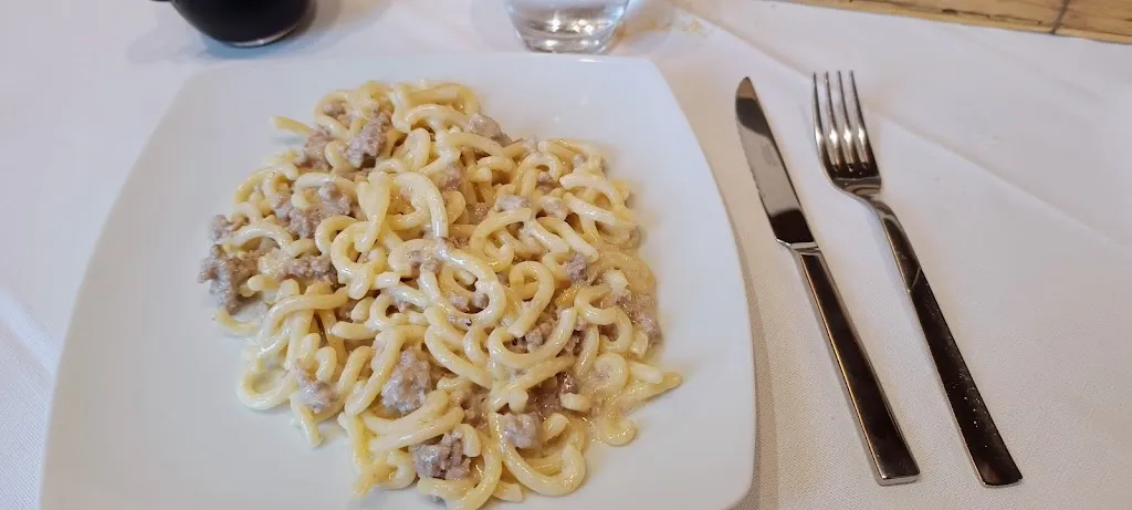 Franco Lovino_I Portoghesi Dubisi_Corpo Reno_review