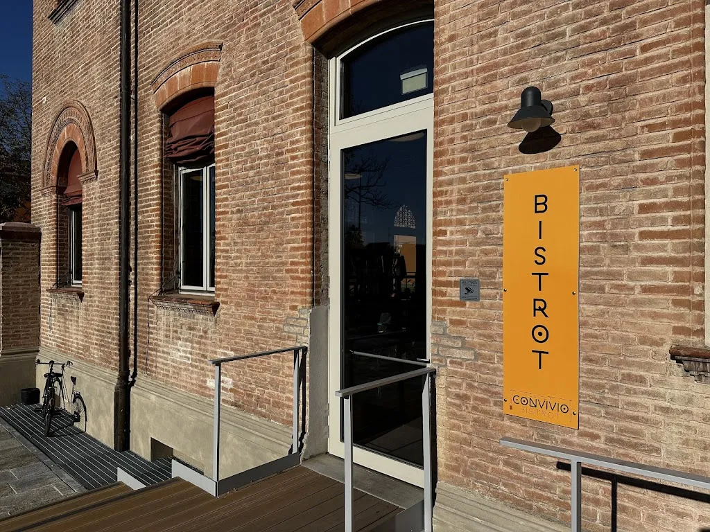 Convivio Bistrot restaurant in Corpo Reno