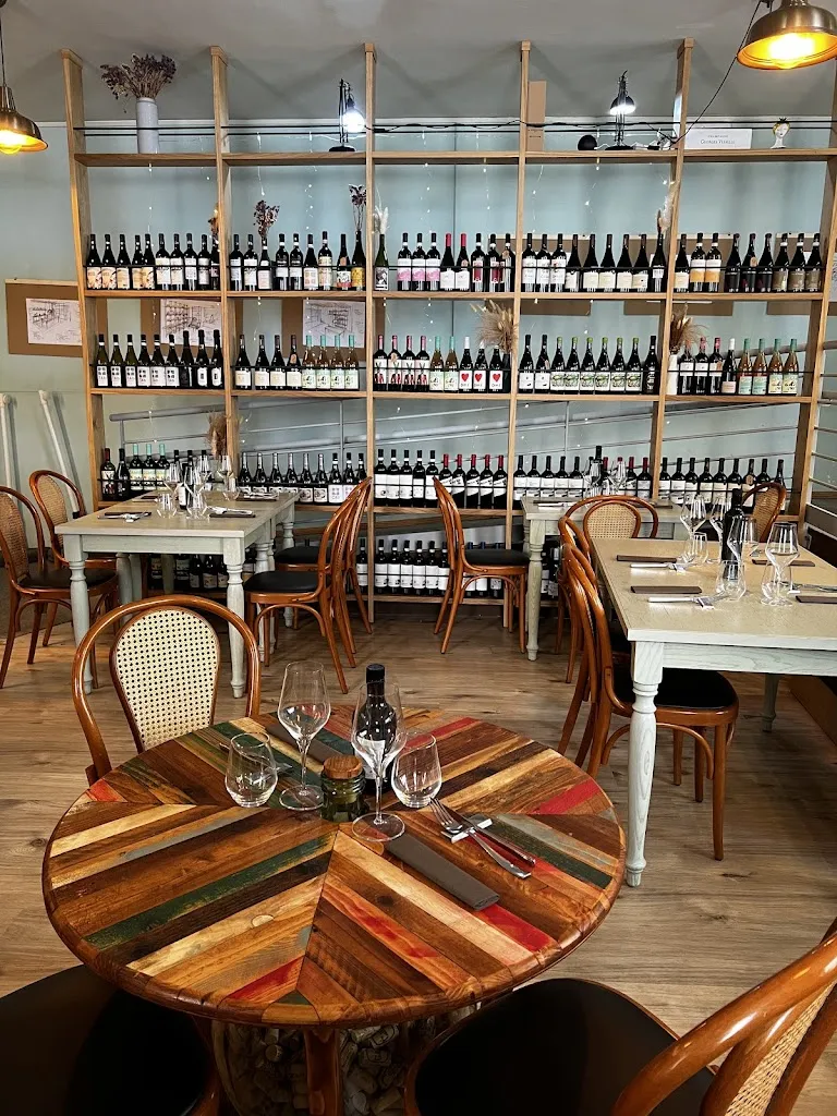 Tapaní ristorantino_Ortona_slider_image_1