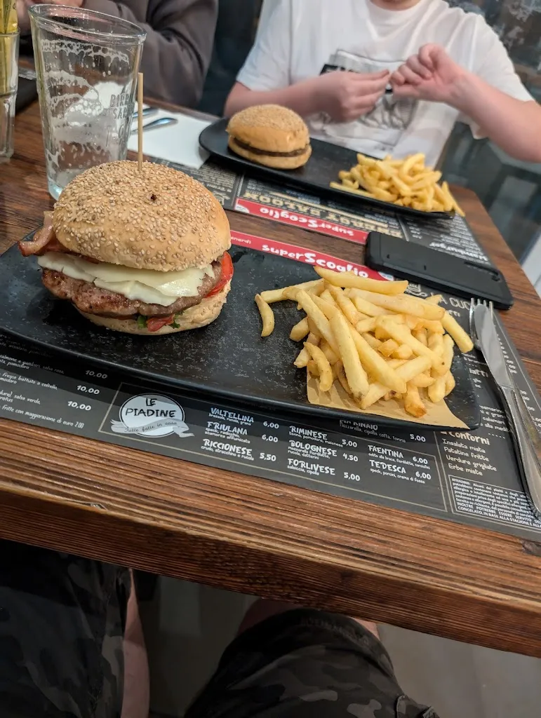 Ian Chadwick_Hamburgheria Energy_Corpolò_review