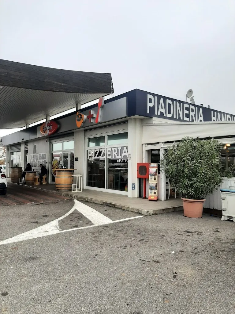 Hamburgheria Energy restaurant in Corpolò