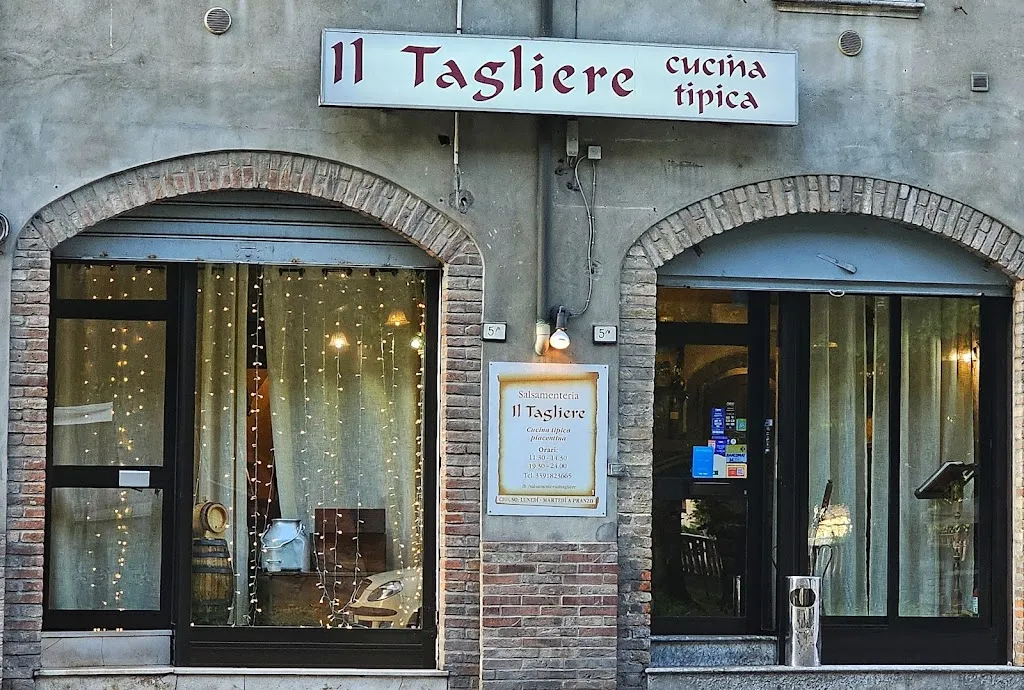 Il Tagliere restaurant in Cortemaggiore