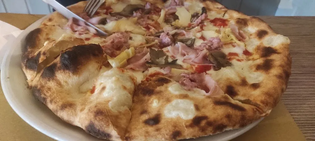 SILVIA- LUPETTA_Pizzeria D'Asporto Happy Days Esteban Rafael Sanges_Cortemaggiore_review