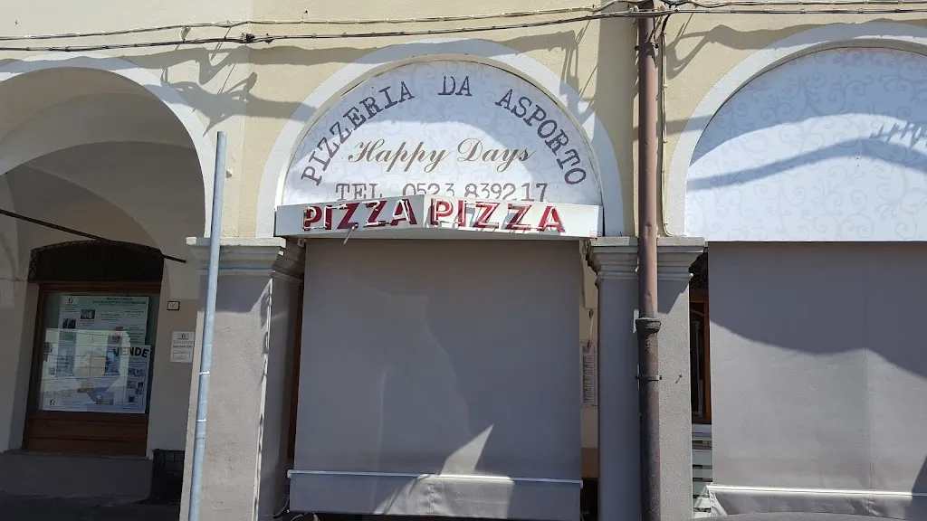 Pizzeria D'Asporto Happy Days Esteban Rafael Sanges_Cortemaggiore_slider_image_1
