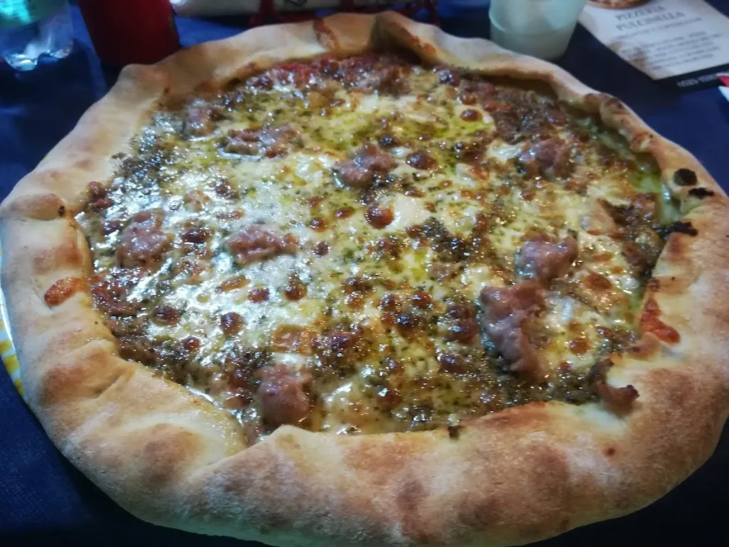 Pizzeria Pulcinella_Cortemaggiore_slider_image_2