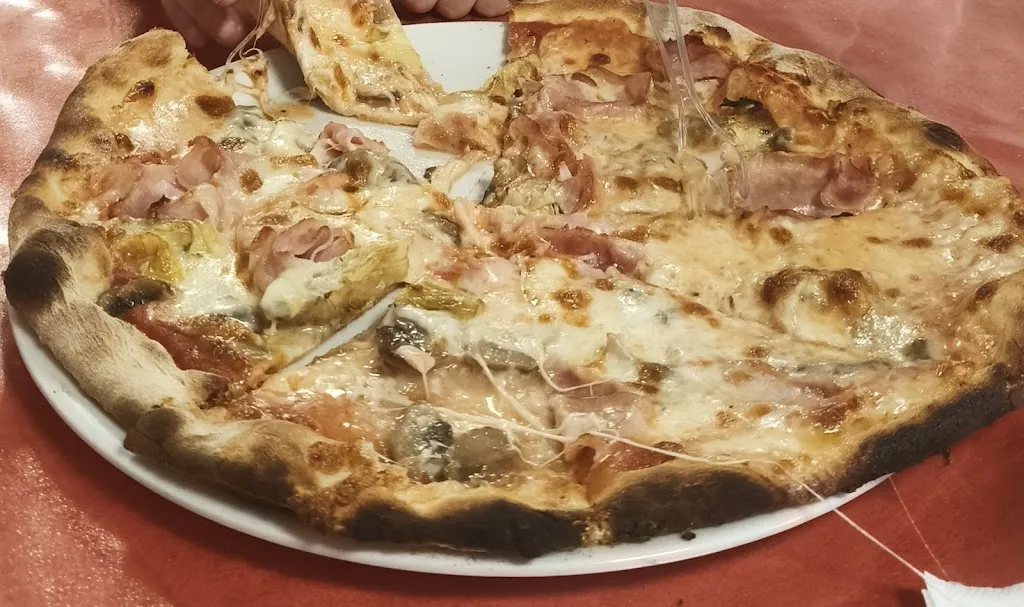 World Pizza_Cortemaggiore_slider_image_3