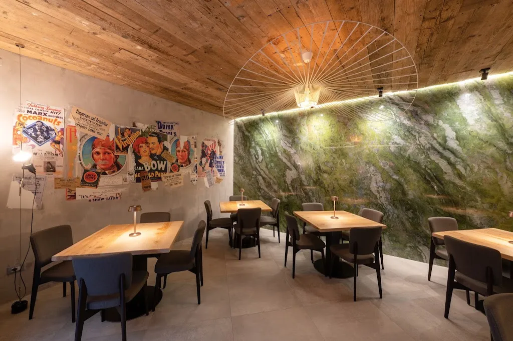 SpeakEasy restaurant in Correggio