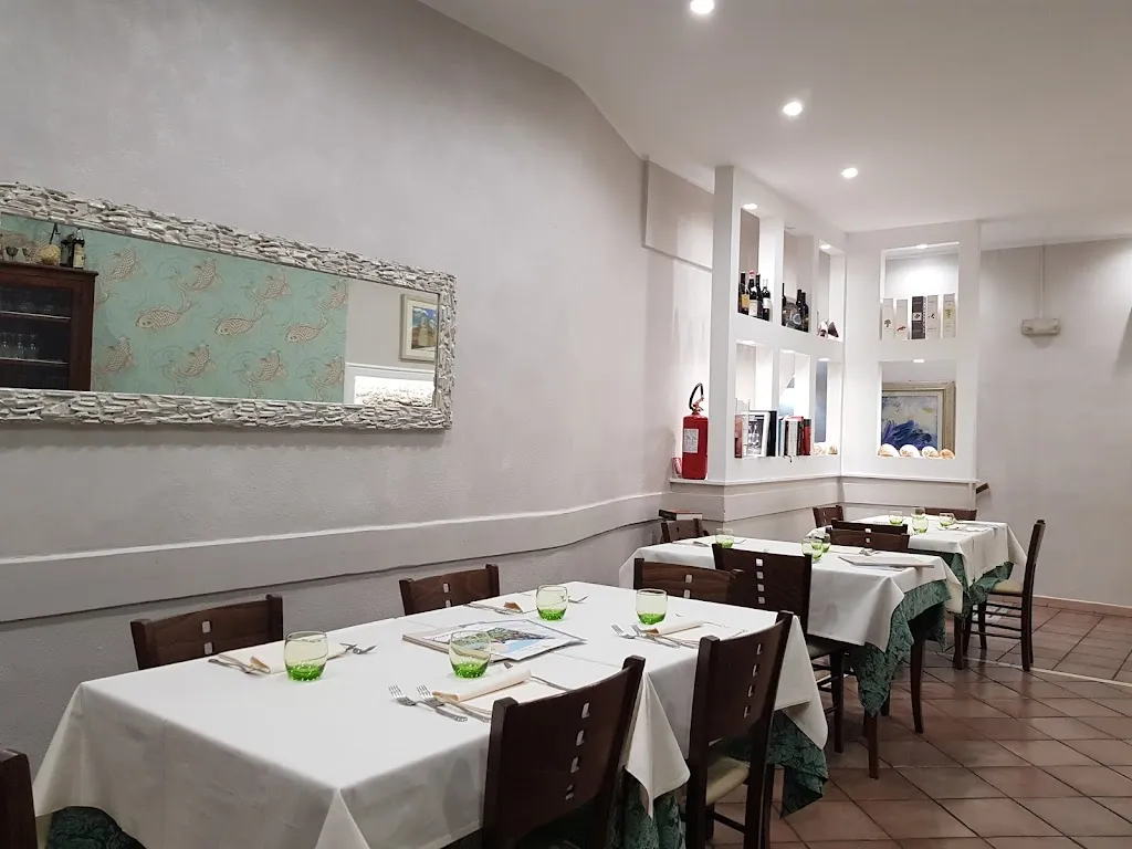Trattoria di Pesce da Mario restaurant in Ortona