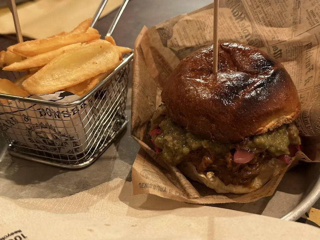 M. B._MezzoPieno Pub con cucina & Beershop_Crespellano_review