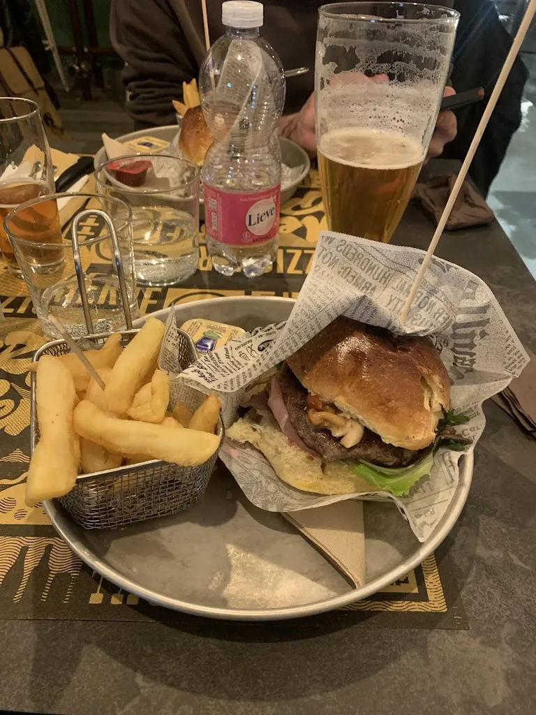 chiarasta_MezzoPieno Pub con cucina & Beershop_Crespellano_review