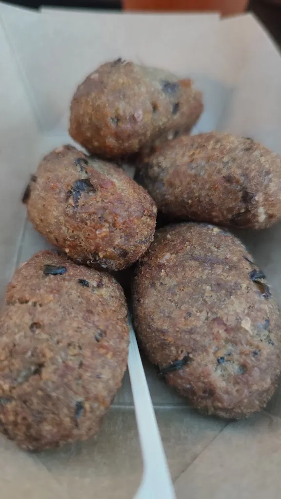 Menu_CalaBRIOtto - Il burger calabrese dal #saporeunico - Street Food & Catering VALSAMOGGIA_Crespellano_image_4