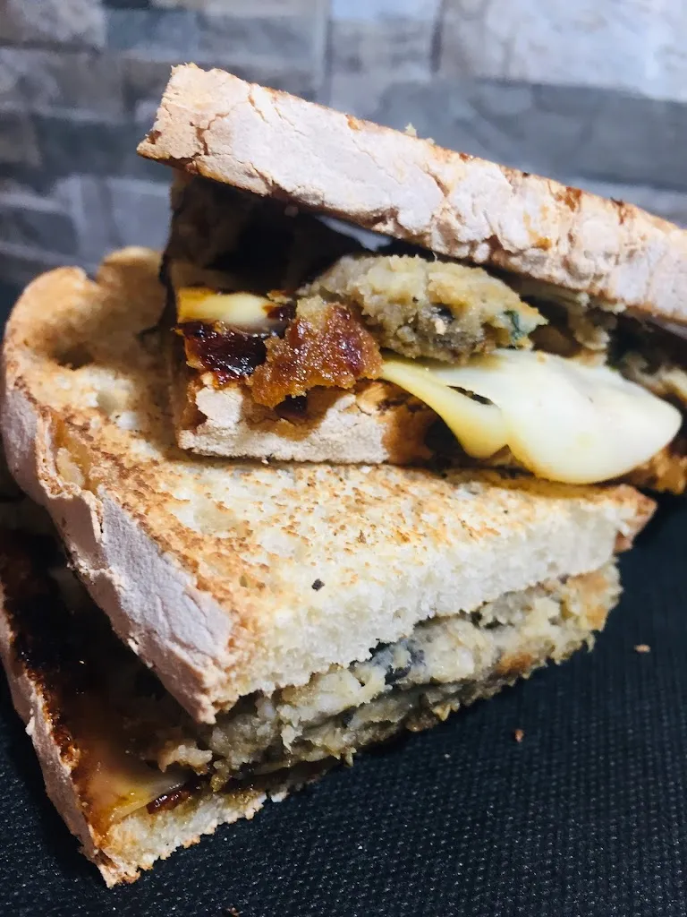 Menu_CalaBRIOtto - Il burger calabrese dal #saporeunico - Street Food & Catering VALSAMOGGIA_Crespellano_image_5