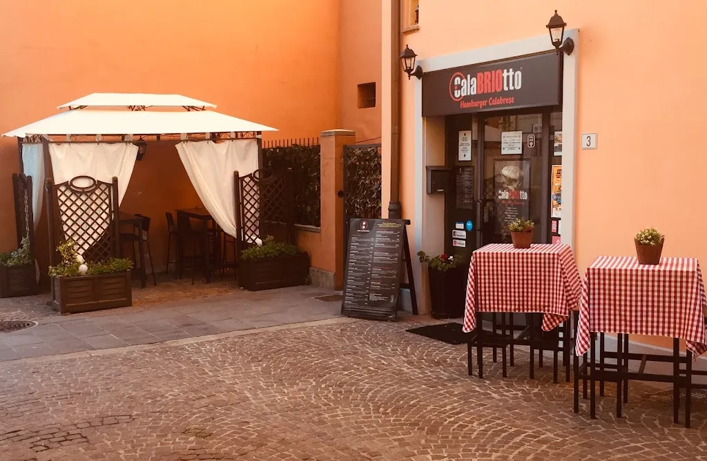 CalaBRIOtto - Il burger calabrese dal #saporeunico - Street Food & Catering VALSAMOGGIA ristorante a Crespellano