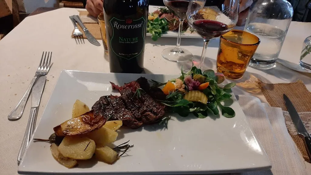 Menu_Trattoria MontePaolo con Locanda - Specialita' Carne Chianina_Dovadola_immagine_8