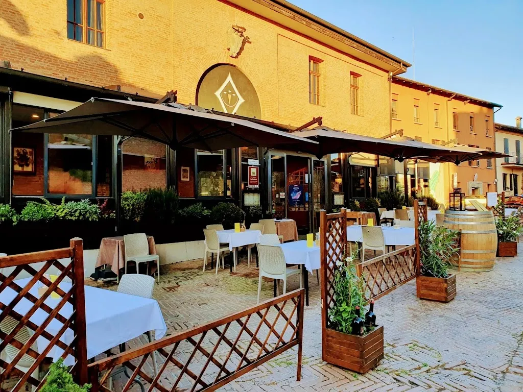 Ristorante La Scuderia restaurant in Dozza