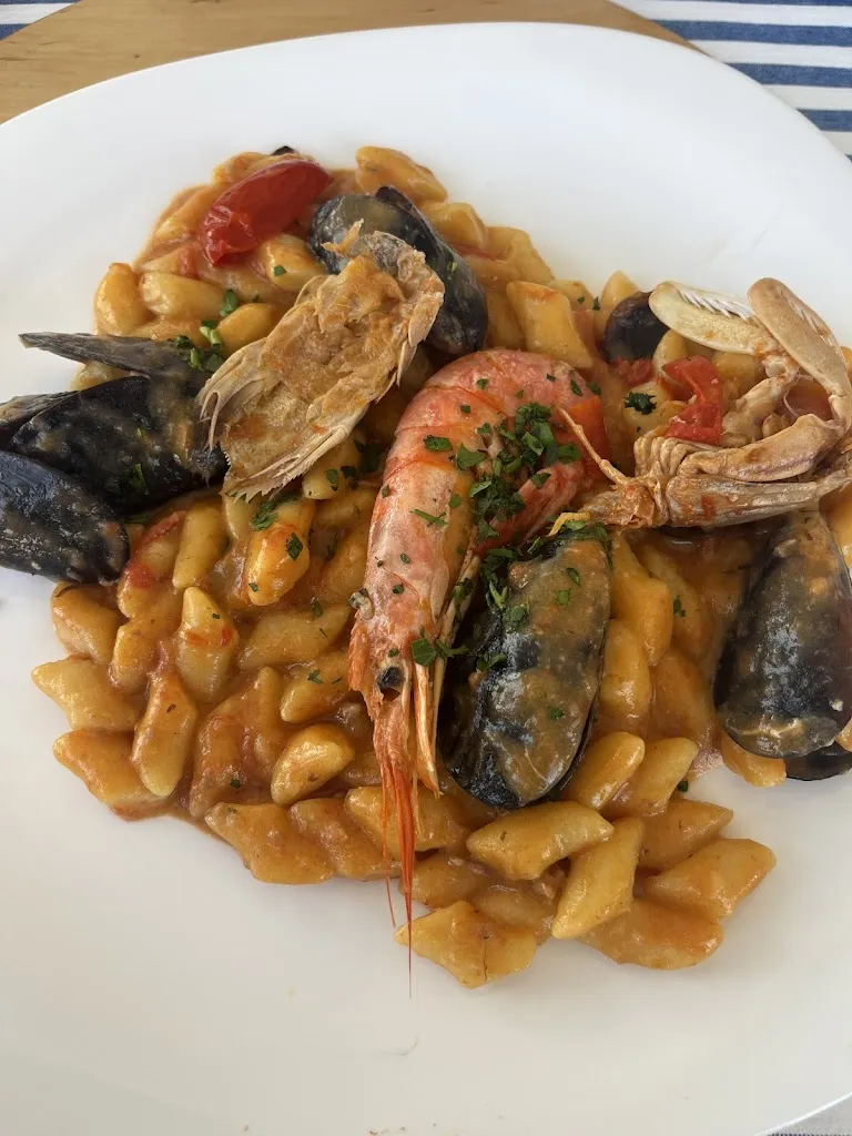 Riley McCormick_Blind Beach Ristorante di pesce e pizza da degustazione_Ortona_review