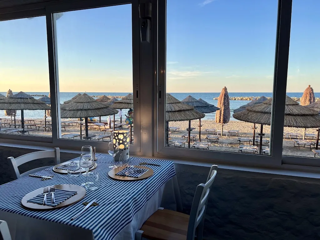 Ashley_Blind Beach Ristorante di pesce e pizza da degustazione_Ortona_review