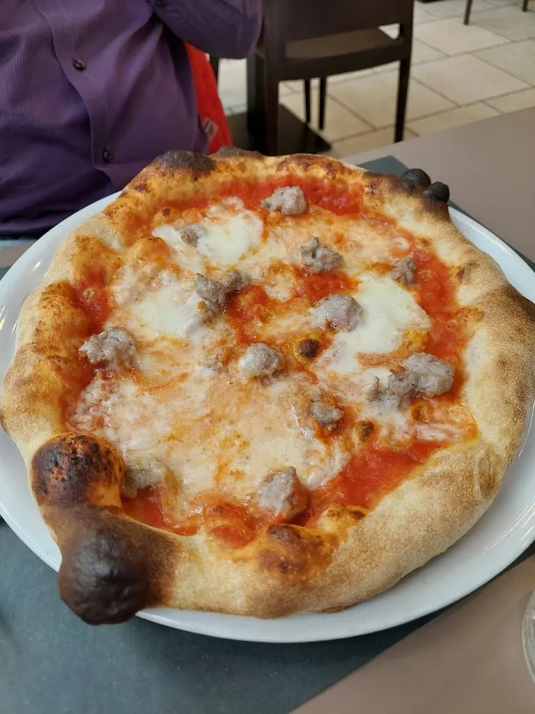 alessio di iorio_Il Portico_Fabbrico_review