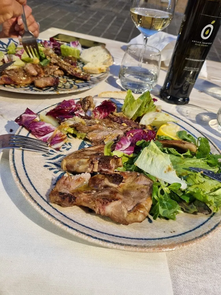 Elisabetta Romani_Quattropassi_Ortona_recensione