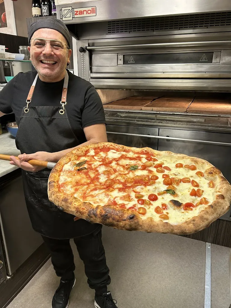 Pizzeria la perla_Fabbrico_slider_image_3