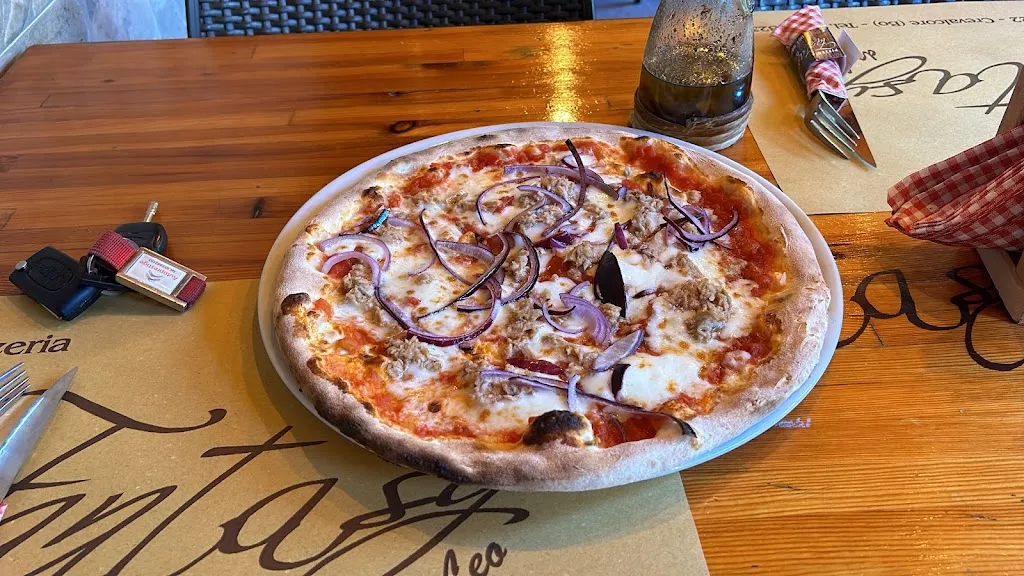 Pizzeria Fantasy Da Leo_Crevalcore_slider_image_2