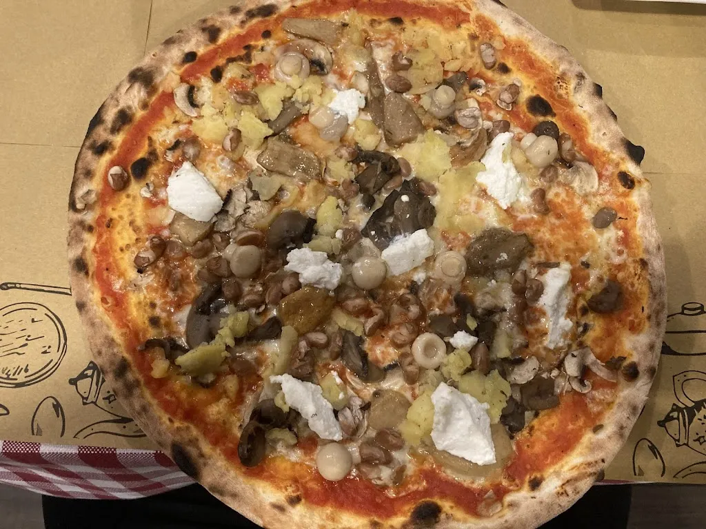 Il Vizio Pizzeria Ristobar_Crevalcore_slider_image_3