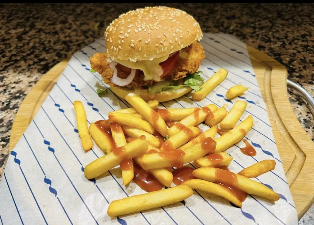 Karachi Kebab e Pizzeria restaurant in Crevalcore