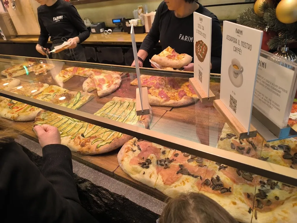 J Law_Farini_Farini_recensione