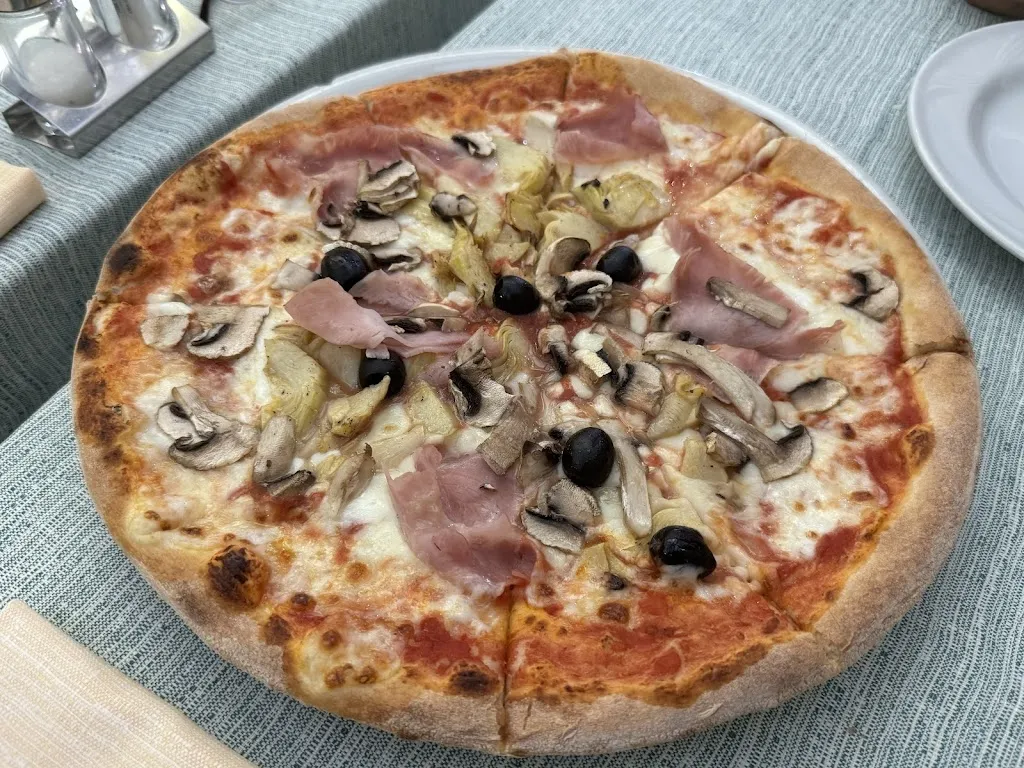 Pizzeria Trattoria da Franco_Farini_slider_image_3