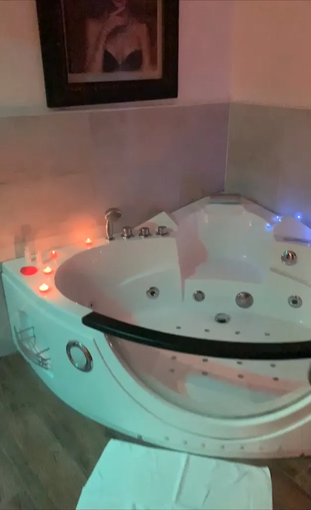 Valentina Baraghini_Notte Rosa Suites & Relax_Felegara_recensione