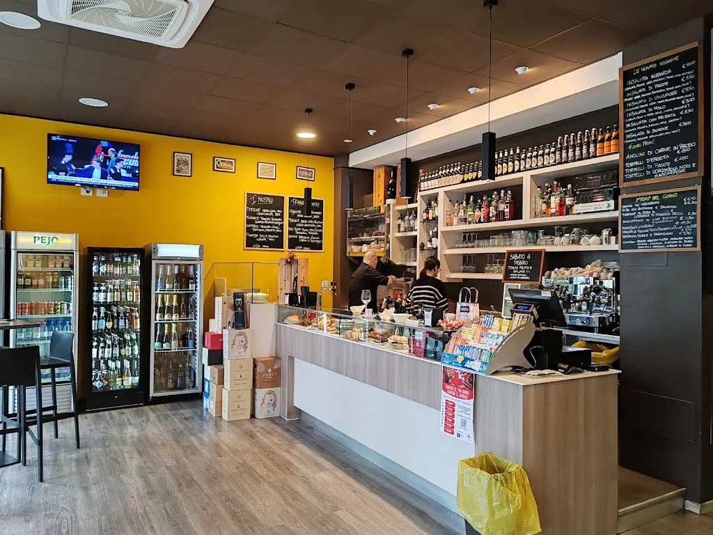 Barrier Bar e Cucina_Felegara_slider_image_3