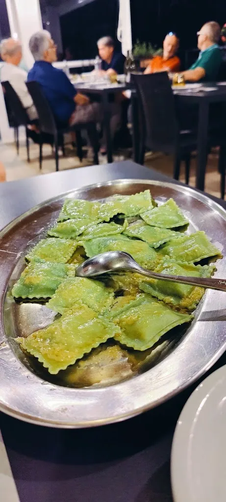 mOnIa zANeTTi_Trattoria 