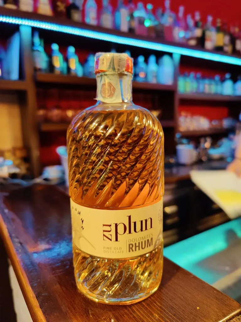 Valerio_Bar Le Tire Bouchon_Felegara_review