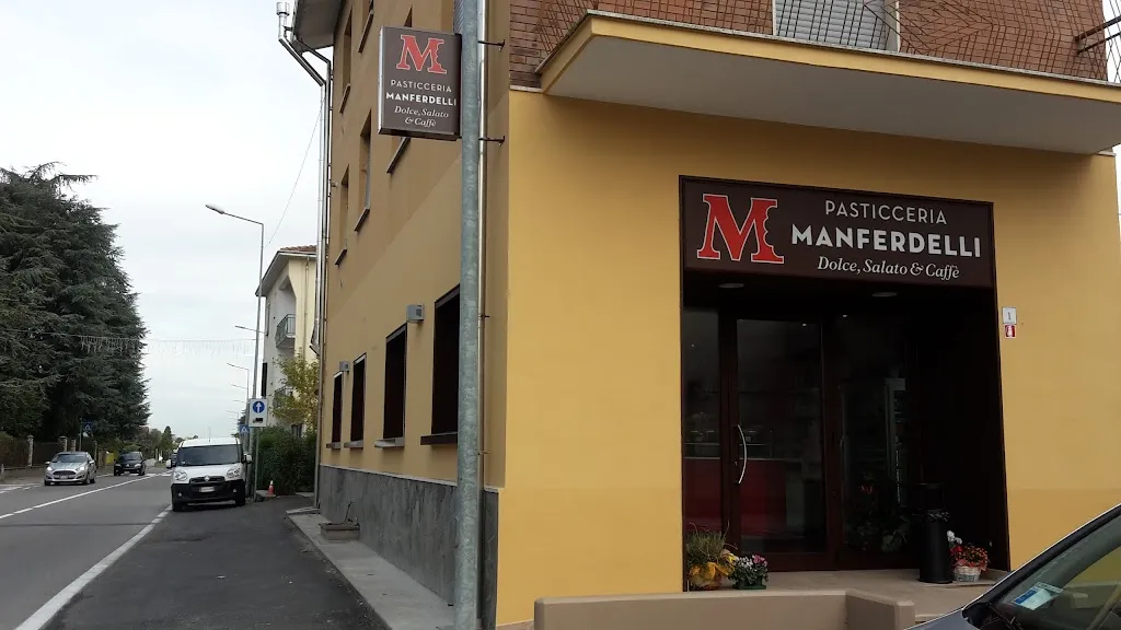 Pasticceria Manferdelli Dolce, salato & caffè restaurant in Felegara