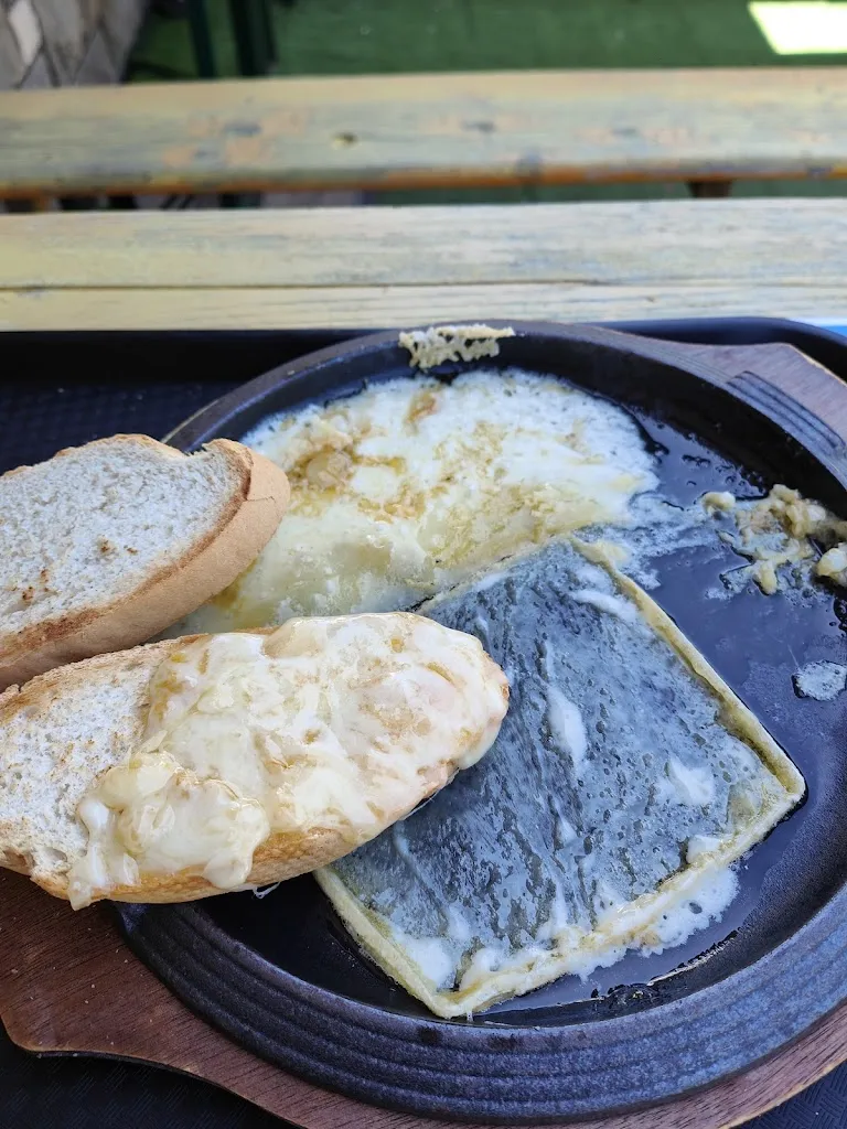 Daniele Venturi_Rifugio Zambelli_Fanano_review