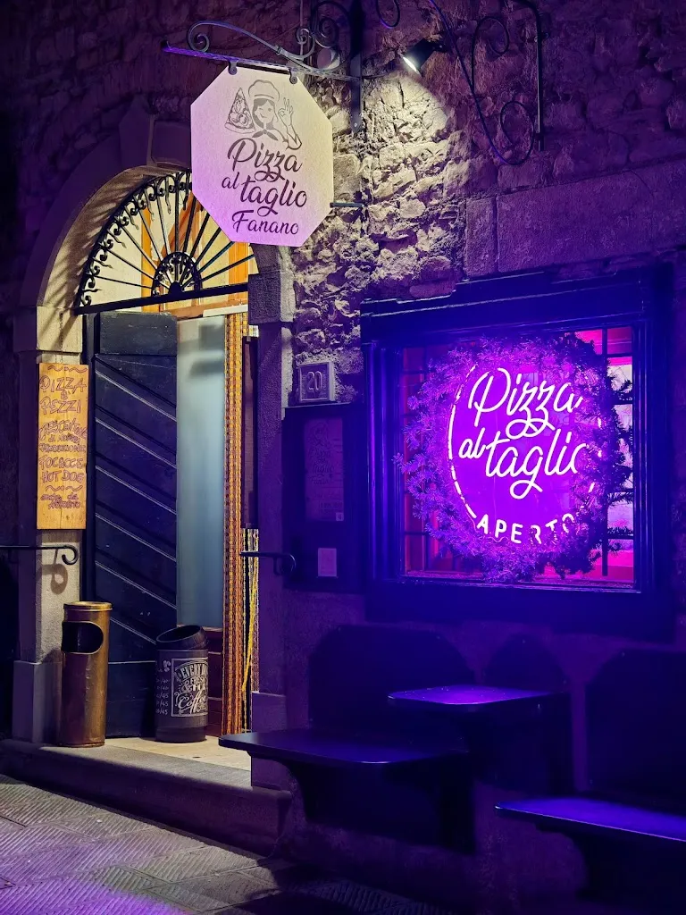 Pizza al taglio Fanano restaurant in Fanano