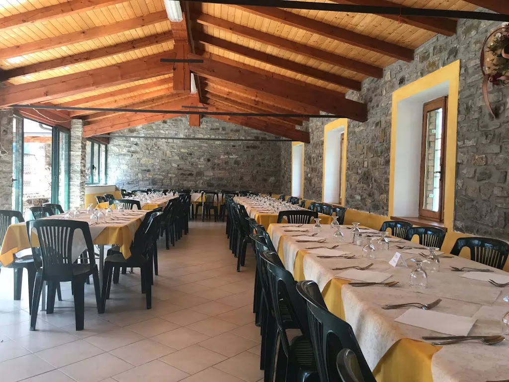 Trattoria Cavanna restaurant in Ferriere