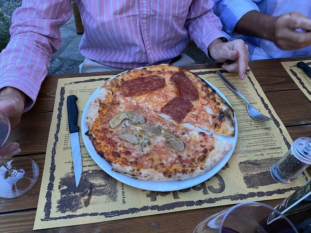 Paul Evans_Chalet _ Rocca dei Folli | Pizzeria - Ristorante_Ferriere_review
