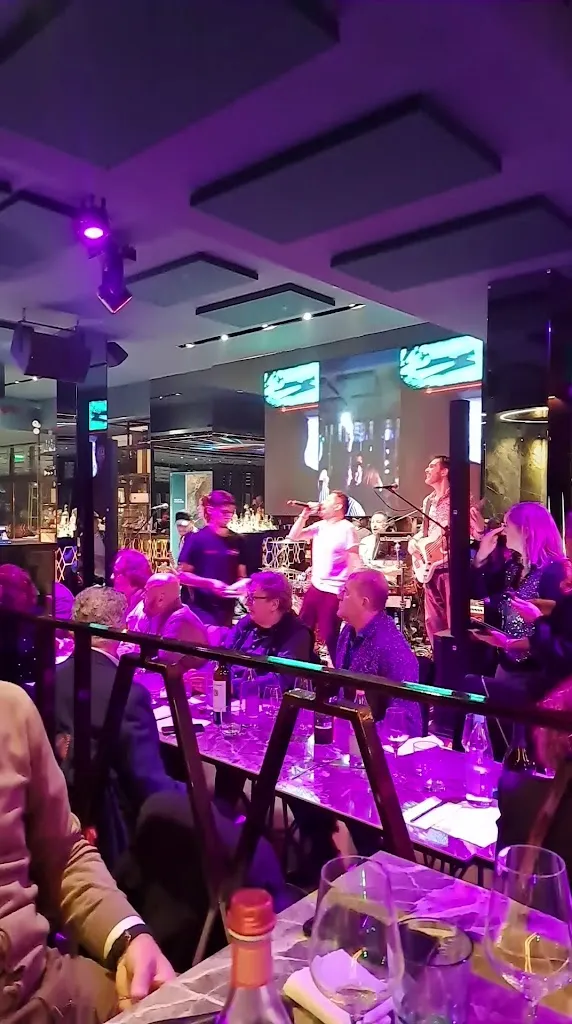 MAMBA Restaurant & More_Fellegara_slider_image_2